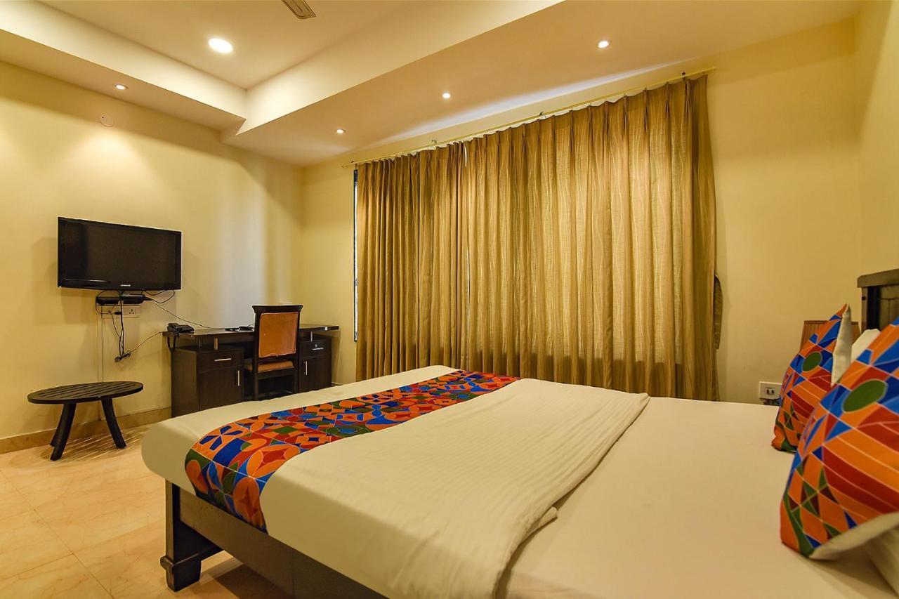 Fabhotel All In One Saltlake - Opp Bj Market Complex Kalküta Dış mekan fotoğraf