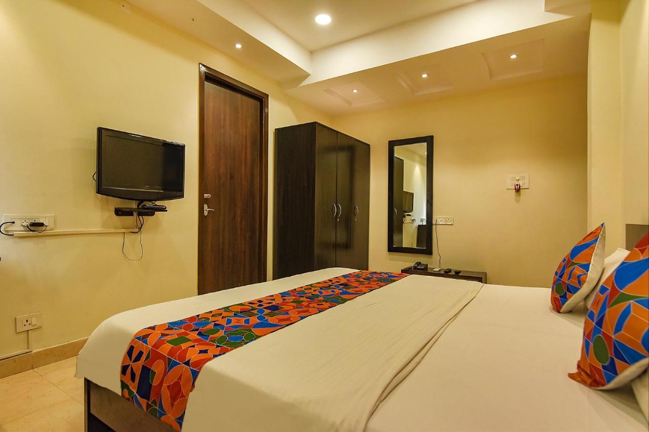Fabhotel All In One Saltlake - Opp Bj Market Complex Kalküta Dış mekan fotoğraf